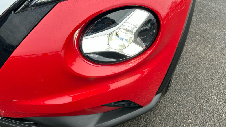 Nissan Juke 1.0 DiG-T 114 Acenta 5dr Petrol Hatchback